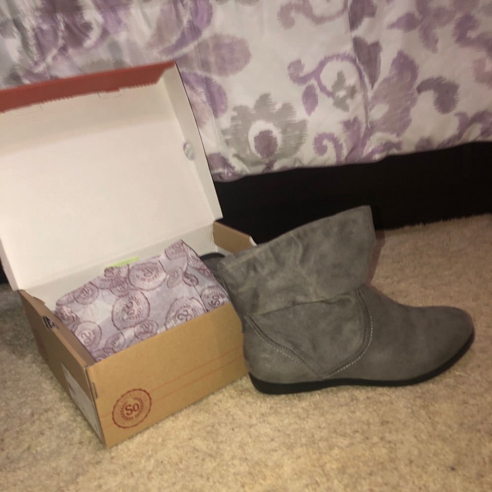 Booties - Picture 3 of 3